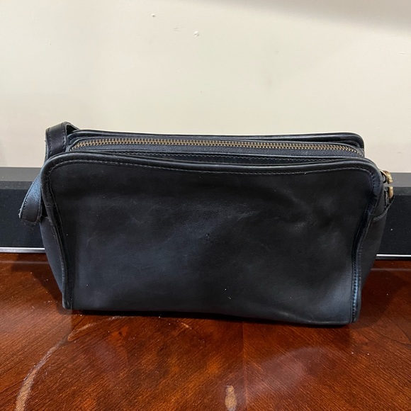 Coach Handbags - Coach vintage bag